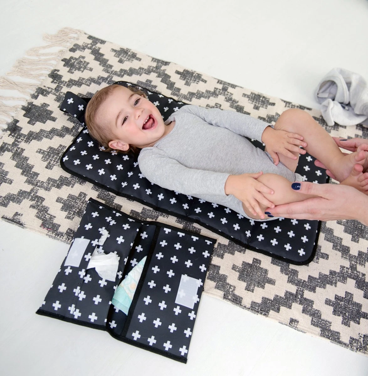 KipKep Napper Verschoonmatje - machinewasbaar - Crossy Black