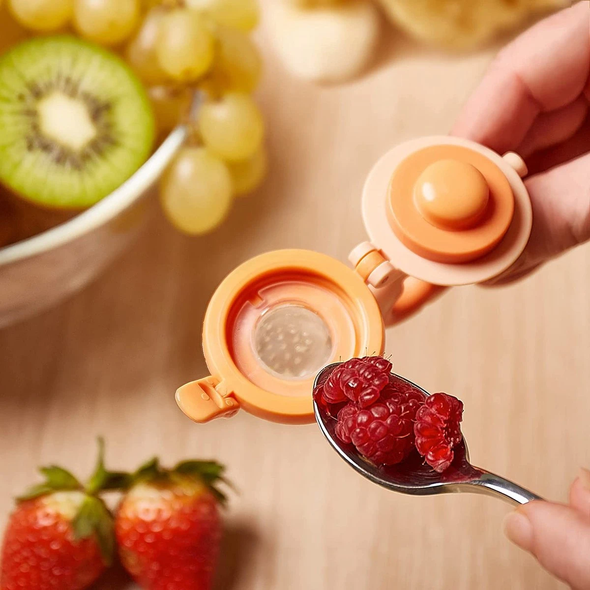 2 Fruitspenen Aap voor Baby & Peuter + 6 Siliconen spenen in 3 maten - Veilig + BPA Vrij -2 Fruitspenen - Fopspeen Fruit Net Fruit Speen Baby Speen Fruit Groente Pap Babyvoeding