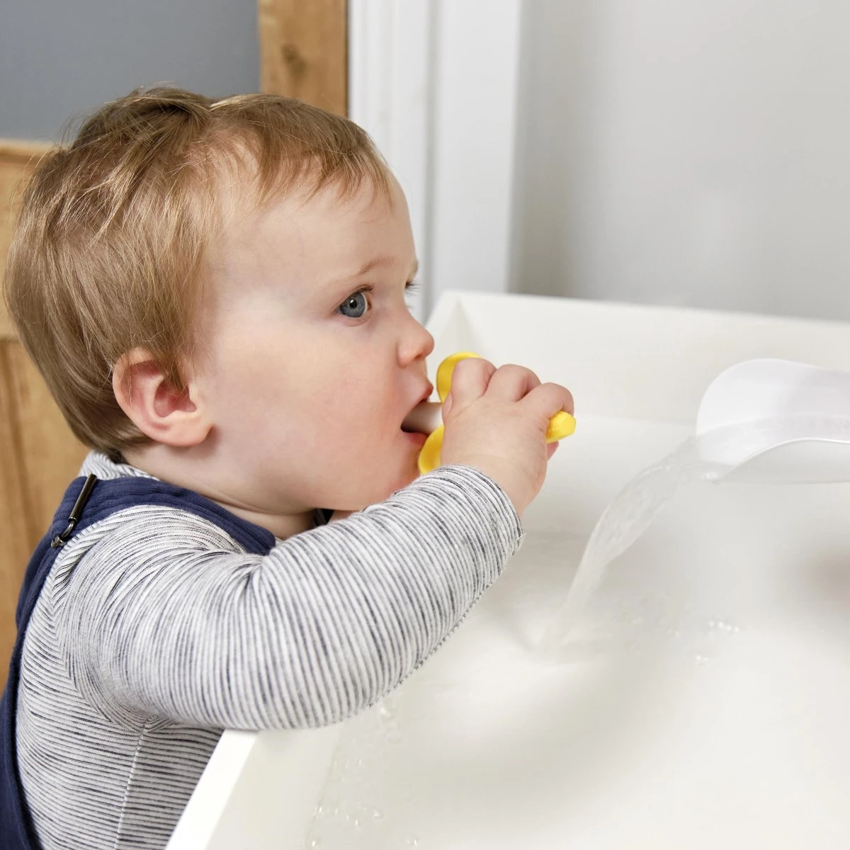 Baby banaan tandenborstel/bijtspeeltje – Geel - baby tandenborstel - bij doorkomende tandjes - tandvlees massage - babytandenborstel - peuter tandenborstel