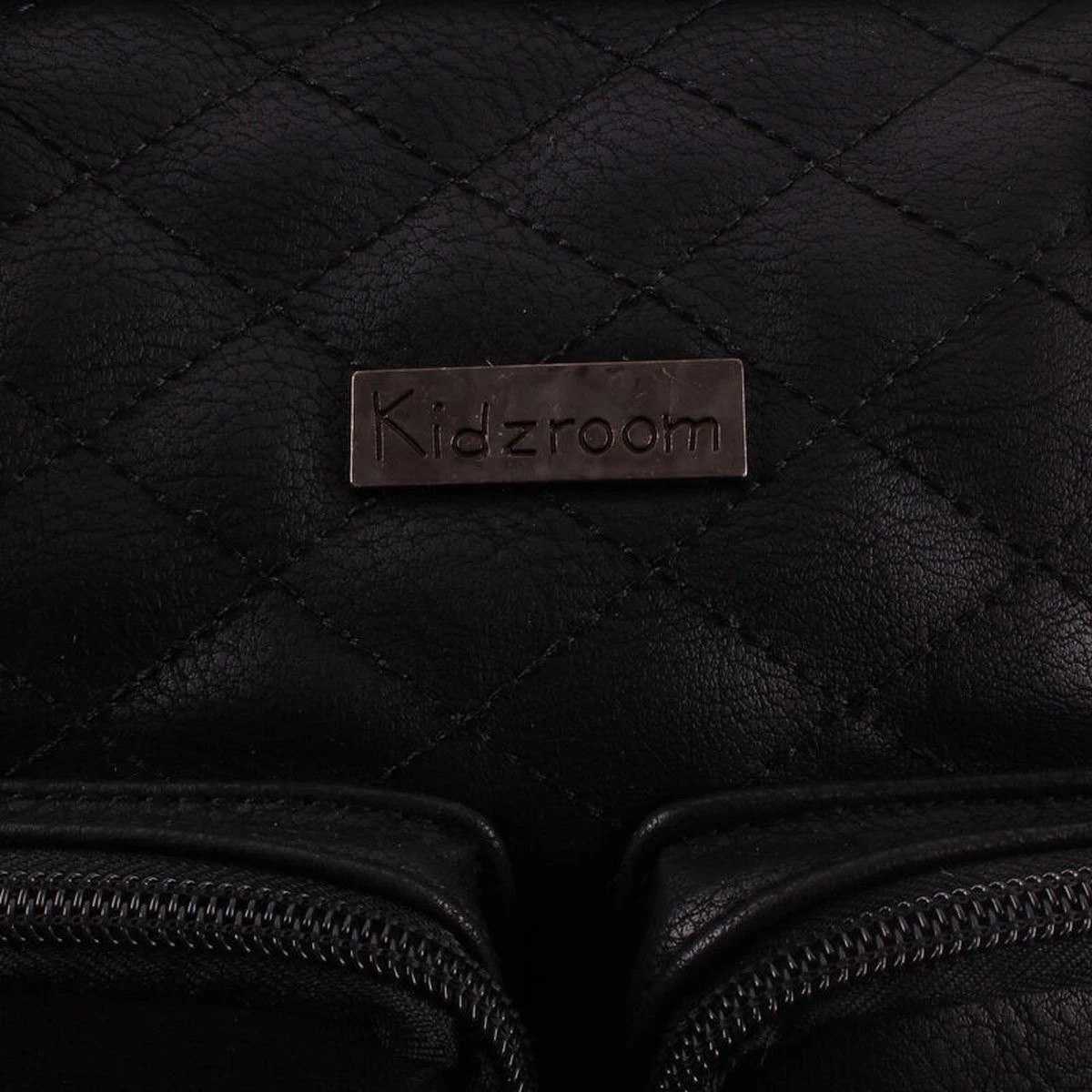 Kidzroom Vision of Love Luiertas - Zwart - Verschoonmatje - Verstelbare schouderband