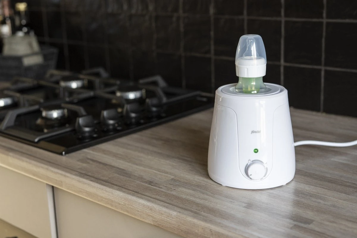 Alecto BW-70 - Flessenwarmer geschikt voor ieder flesje en potje - Snel en gemakkelijk in gebruik - Wit